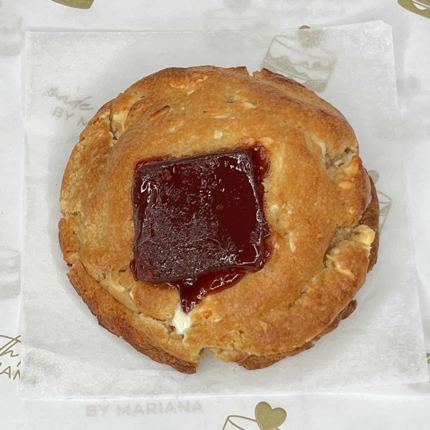 Guayaba and cheese chocolate chip cookie